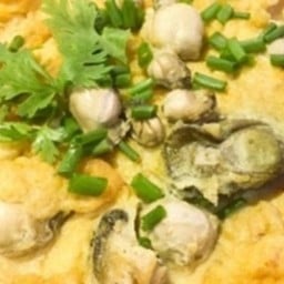 Ki03.16 เจียวไข่ 3 ฟอง หอยลาย 150 กรัม (เล็ก)