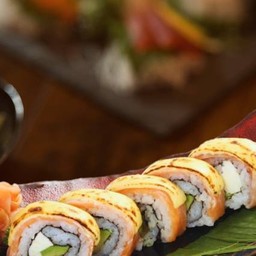 1008.Salmon Cheese Roll