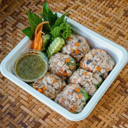 สลัดโรลคำโตbyป้าขวัญ