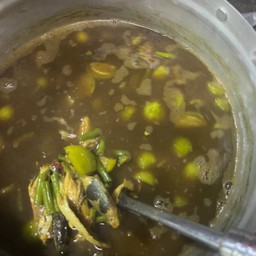 ร้านแกงใต้