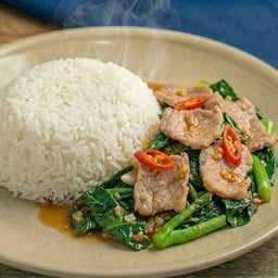 ข้าวคะน้าหมู