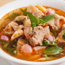 ต้มแซ่บกระดูกหมู