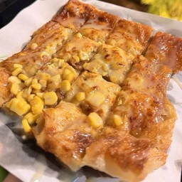 โรตีข้าวโพดชีส