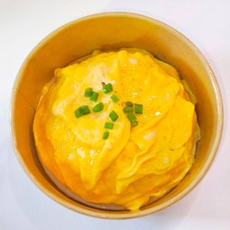 ข้าวไข่ข้น ไม่ใส่เครื่อง เยิ้มๆ