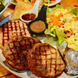 สเต็กหมูบอตตันบาบีคิว+แฮมสเต๊ก / มันอบ