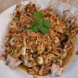 หมูมะนาวเสียบไม้