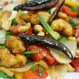 Ki08.71  ไก่ 150กรัม ผัดเม็ดมะม่วง 100กรัม