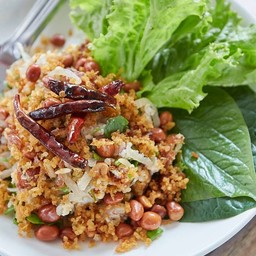 ยำแหนมสดรวม