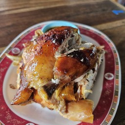 ไก่ครึ่งตัว