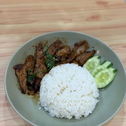 ผัดพริกเผาคอหมู