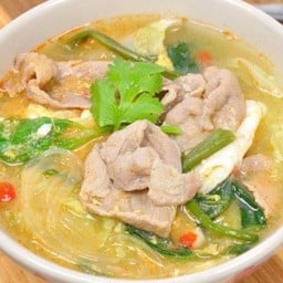 สุกี้หมู น้ำ