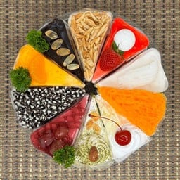 Common Cake Talad Bueng Worakit คอมมอนเค้ก ตลาดบึง