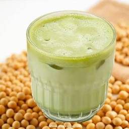 น้ำเต้าหู้ชาเขียว