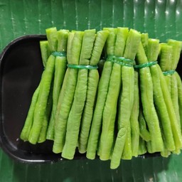 ถั่วฝักยาวลวก 1 กำ