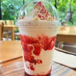 สตรอเบอรี่ชีสเค้กปั่น