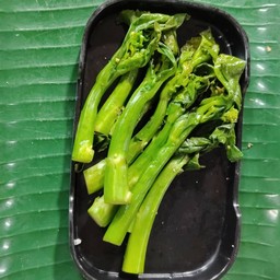 คะน้าฮ่องกงลวก 3 ต้น