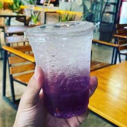 บลูเบอร์รี่โซดา