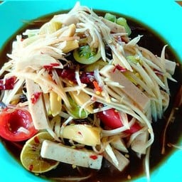 ส้มตำไก่ย่างวิเชียรเจ๊วิ