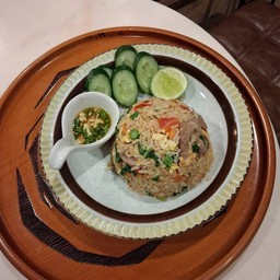 ข้าวผัดหมู