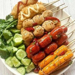 ร้านลูกชิ้นทอดยำลูกชิ้นแซ่บจี๊ด