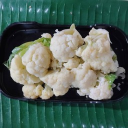 กะหล่ำดอกลวก 2 ชิ้น