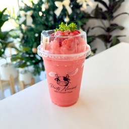 สตรอเบอรี่สมูทตี้