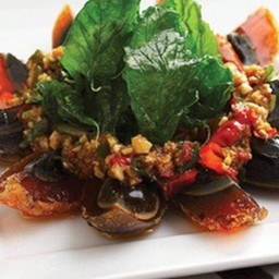 Ki08.34 ไข่เยี่ยวม้ากะเพรากรอบ 3 ฟอง