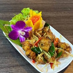 ไก่ผัดคะไคร้