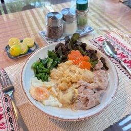 จูเฮือนคาเฟ่ราดหน้าอาการเครืองดื่ม สันป่าตอง