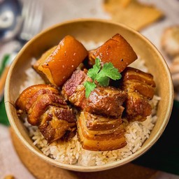 ข้าวหมูฮ้องภูเก็ต