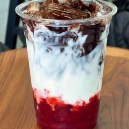 สตรอเบอรี่โกโก้นมสด