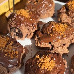 Chocolate Scone & Nutella