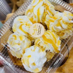 ปังปิ้งวิปครีม น้ำผึ้ง