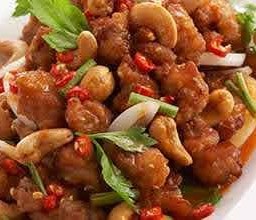 ยำเอ็นข้อไก่ทอด