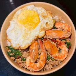 กะเพราพริกแห้ง หมูสับ + กุ้ง