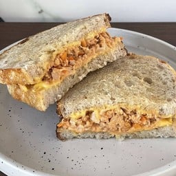 ทูน่า ชีส (แป้งซาวโดว์)