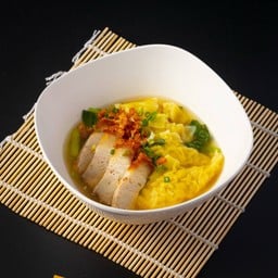 เกี๊ยว-หมูกรอบ