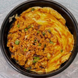 ข้าวไข่ข้นไก่กระเทียม