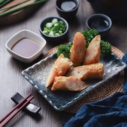 มุมอร่อย โดย หลงเป่า เชียงใหม่