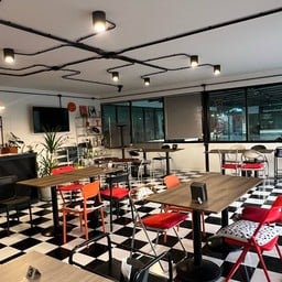 ข้างคาร์แคร์ สองพี่น้อง สุพรรณบุรี