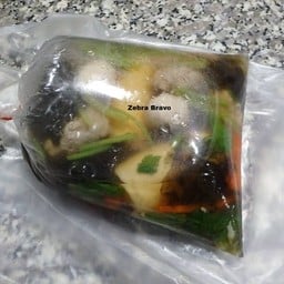 นายน้อย ตลาดลานทราย