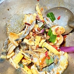 เต็มคำยำมะม่วง  นวลจันทร์