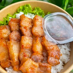 สายฝน อาหารตามสั่ง สายฝน อาหารตามสั่ง