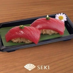 Hon Maguro Akami Sushi (2 Pcs)