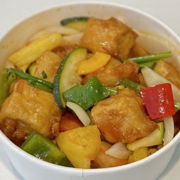 Sweet&Sour Tofu FL 25oz เต้าหู้ทอดเปรี้ยวหวานจัดเต็ม