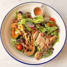 Wholesome harvest & chicken salad (LM)