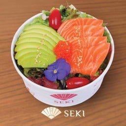Salmon Avocado Salad (Size M)