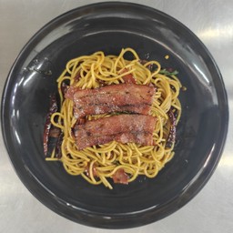 สปาเก็ตตี้ ผัดเบค่อนพริกแห้ง