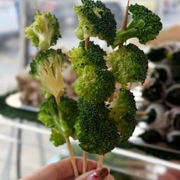 หม่าล่าลูกคุณหนู เซเว่นตลาดไฟฟ้า