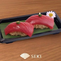 Hon Maguro Akami Sushi (2 Pcs)